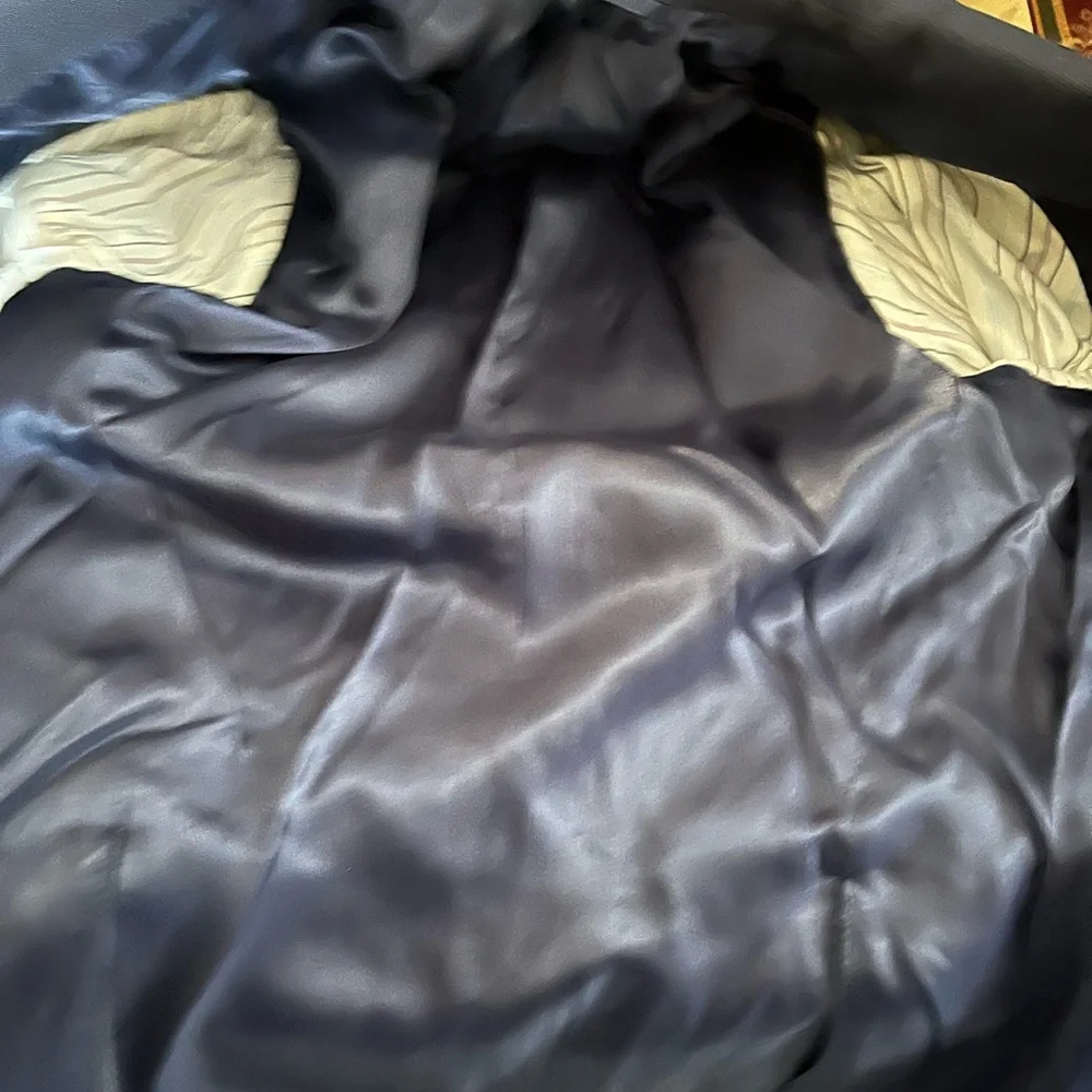 Boys Ralph Lauren navy blue suit.  With dress shirt.  Size 10r - Picture 12 of 17